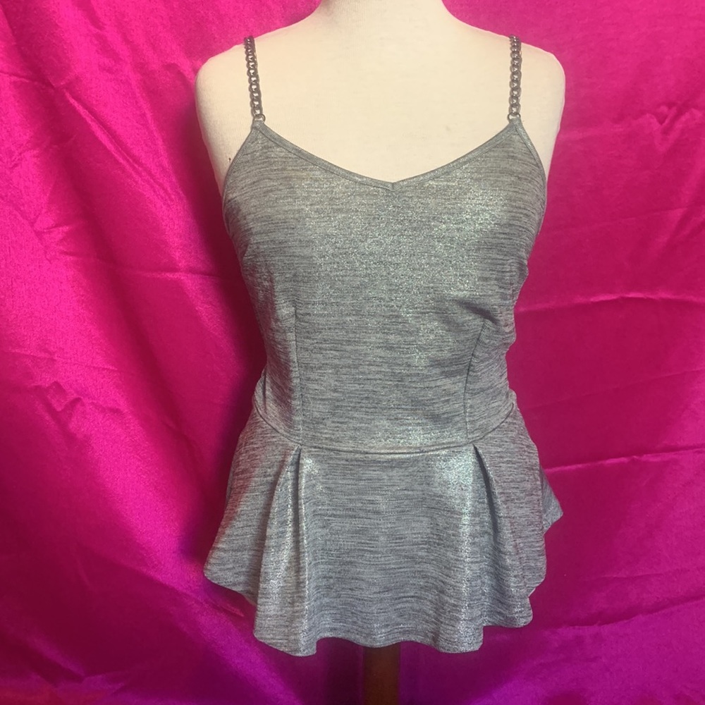 NWT Susie S. chain strap top